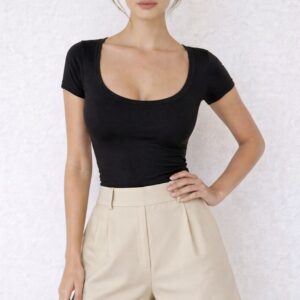 BLUSA ESCOTE CIRCULAR